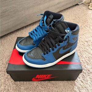 Jordan Women's Sneakers - Blue and Black